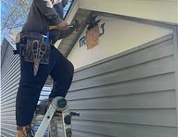 Best Vinyl Siding Installation  in Lakeland South, WA